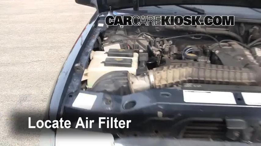 1999 Ford Ranger XLT 4.0L V6 Extended Cab Pickup (4 Door) Air Filter (Engine) Replace
